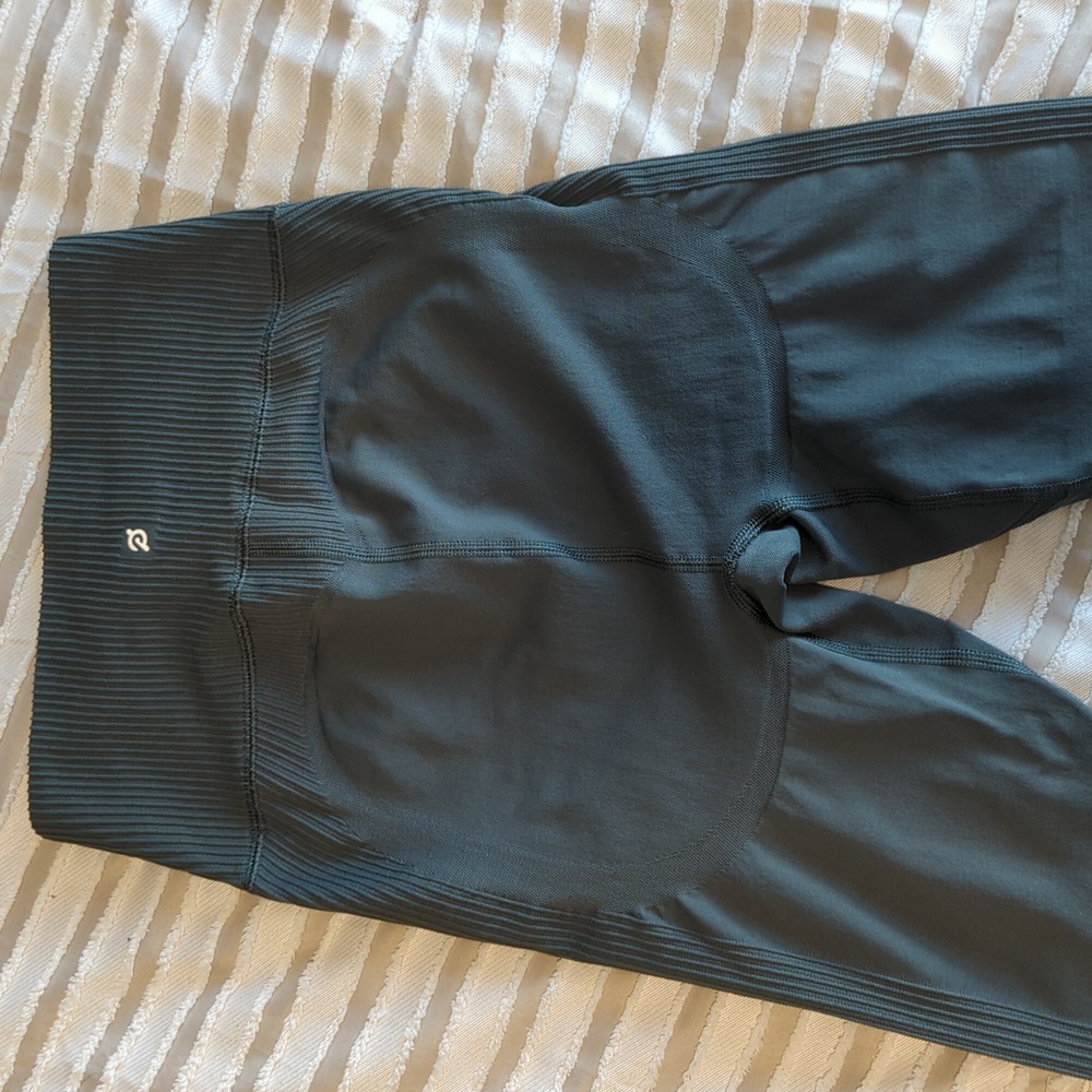 Peloton Leggings XS - Picture 4 of 5